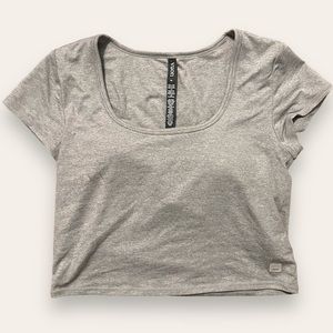 Vuori Cropped Halo Tee